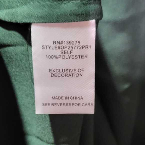 Daniel Rainn Women's NWT Green V-Neck Cut-Out 3/4 Sleeve Blouse Size XS Petite - Picture 7 of 11